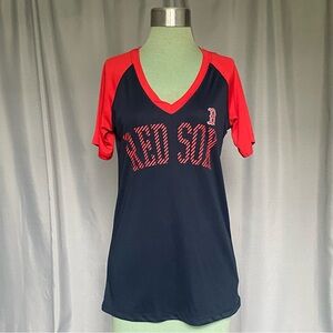 NWT MLB by Campus Lifestyle Boston Red Sox V-neck T-shirt, Size Small